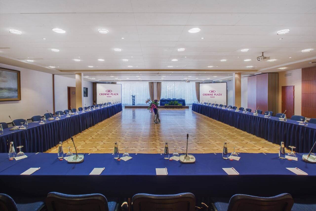Отель Crowne Plaza Vilnius Вильнюс-34