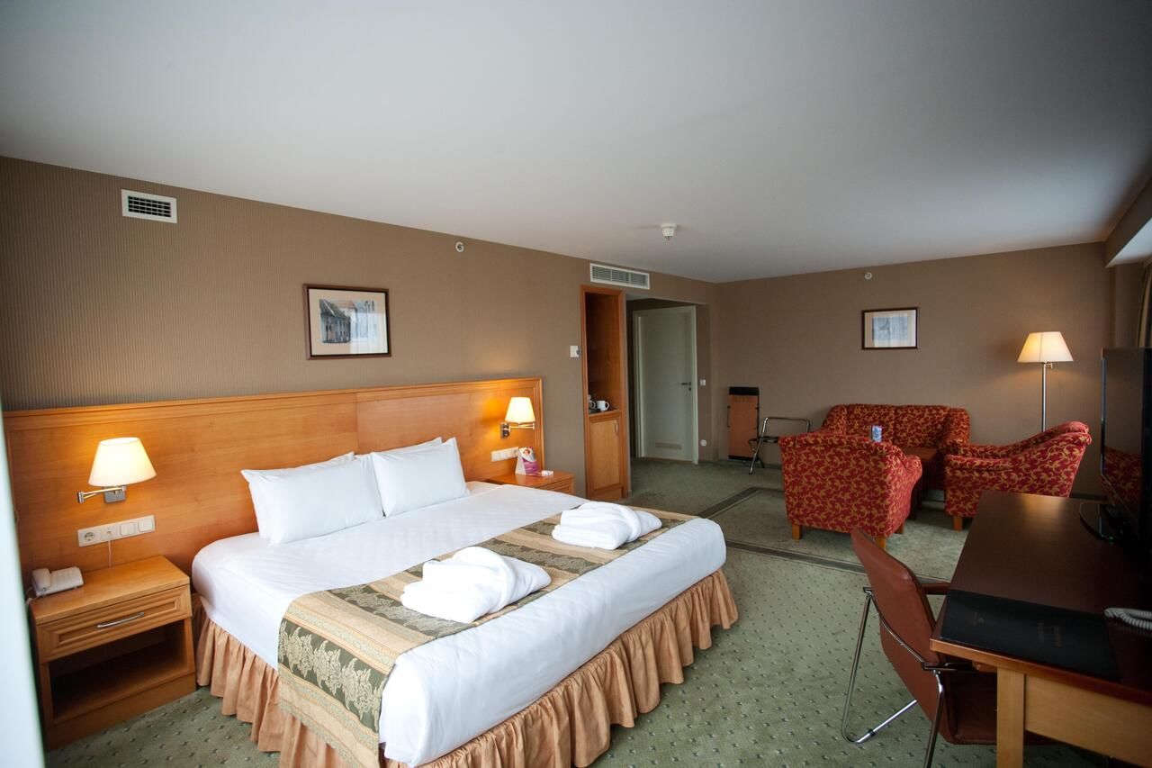 Отель Crowne Plaza Vilnius Вильнюс-44